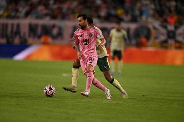 Messi şi ai lui au meci greu, cu Paris Saint Germain, în optimile de finală de la Mondialul cluburilor