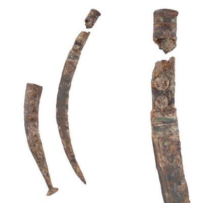 O sabie dacică, adjudecată la o licitaţie pentru 3.000 de euro