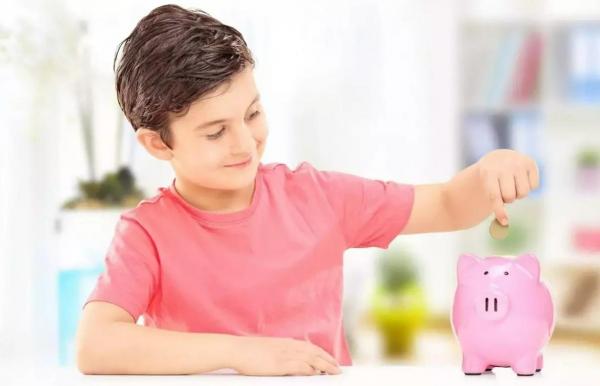 Când se plătesc alocaţiile pentru copii în iulie 2025