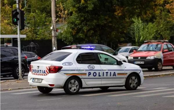 Jaf în casa Domnului. Doi bărbaţi din Tulcea, reţinuţi după ce au furat peste 27.000 de lei din biserici