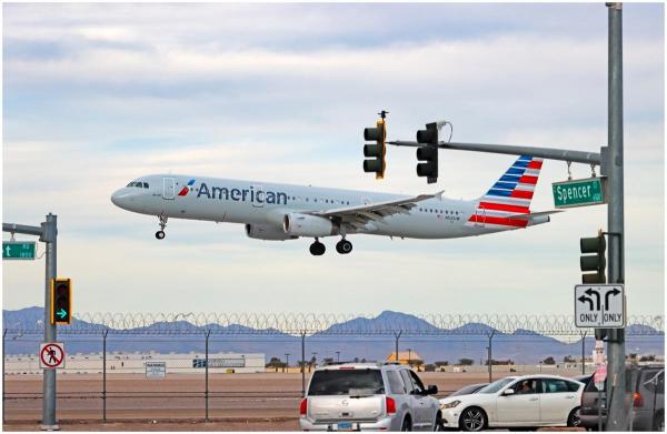 Avion cu destinația Italia, întors din drum în ultim moment pentru că era prea mare pentru acel aeroport