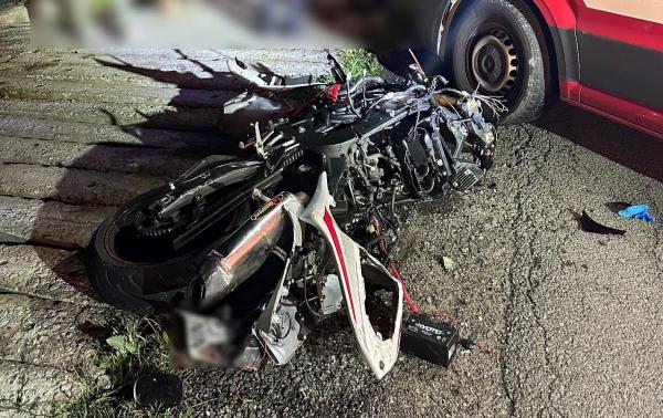 Tânăr motociclist, moarte cumplită la doar 32 de ani, pe un drum din Cluj. Un adolescent a ajuns la spital