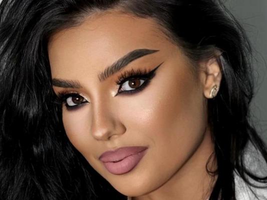 Fiica şoferului procurorului-șef al DNA, șefă de cabinet la Curtea de Conturi, fără studii superioare