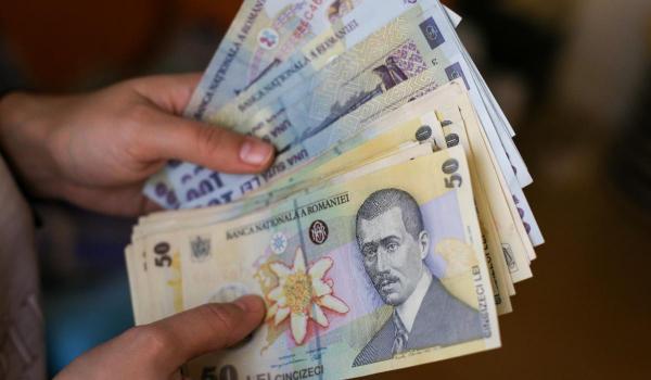 Când ar putea creşte din nou salariile şi pensiile. Anunţul ministrului Tanczos Barna