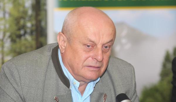 Directorul Romsilva cu bonus de pensionare 100.000€ mai vrea bani de la stat. Ţigan a dat în judecată compania