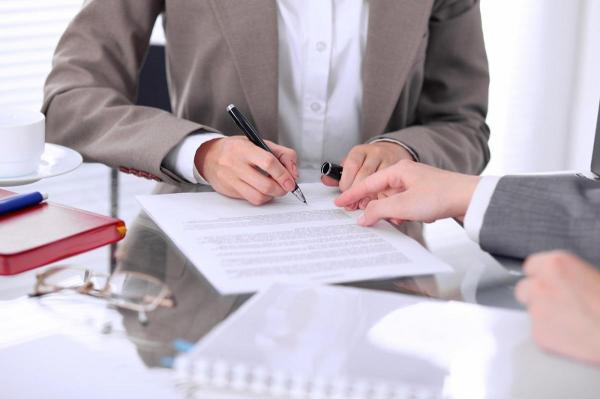 Cesiunea contractelor prezintă diferite avantaje