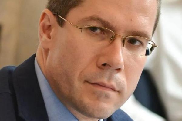 Dacian Cosmin Dragoș, numit judecător la CCR de preşedintele Nicuşor Dan