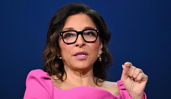 CEO-ul X, Linda Yaccarino, şi-a anunţat demisia la o zi după ce AI-ul lui Elon Musk l-a lăudat pe Hitler