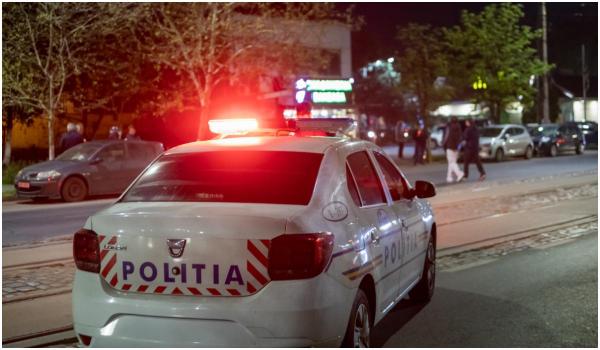 Fals poliţist, arestat după ce a bătut şi i-a furat banii din buzunar unui trecător, în Capitală