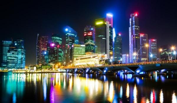 Orașul în care oamenii cheltuiesc și ce nu au doar pentru a se etala într-un Mercedes