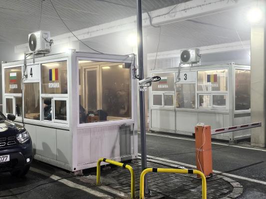 Adio cazier pe hârtie pentru însoțirea minorilor la frontieră. Ce s-a schimbat