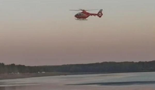Un bărbat a fost găsit înecat în Dunăre. Fusese dat dispărut după ce ieşise la scăldat cu prietenii