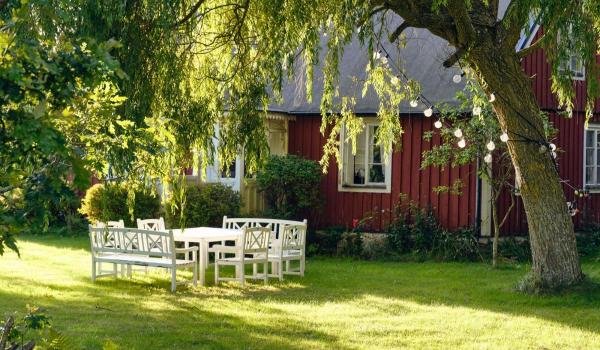 Cu cât se vinde cea mai izolată casă din Marea Britanie. Are peste 4.000 mp de teren şi grădină