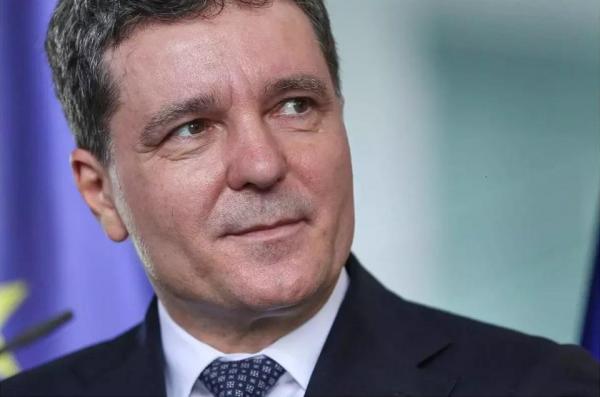 Reacţia lui Nicuşor Dan după ce un livrator a fost lovit: "A fost umilit doar pentru că nu s-a născut aici"