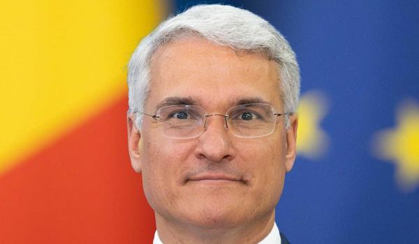 Pîslaru compară cazul livratorului asiatic lovit cu cel al unui român plecat "la căpşuni": Avem o problemă