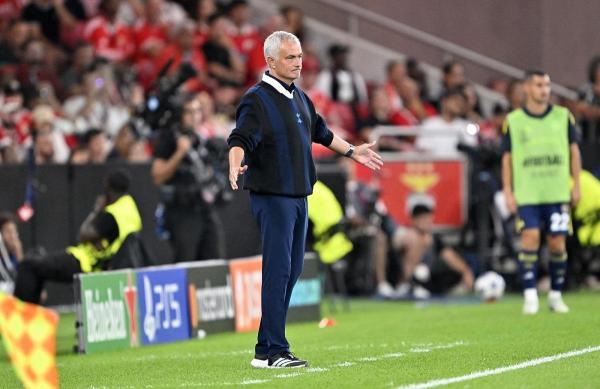 Jose Mourinho a fost demis de Fenerbahce Istanbul