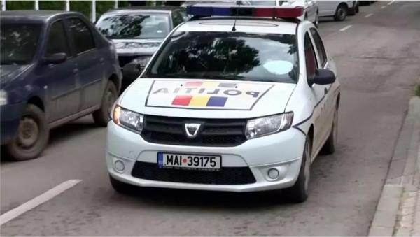 Bărbat din Vrancea, arestat după ce şi-a agresat fosta iubită, a legat-o de mâini şi a ras-o pe cap