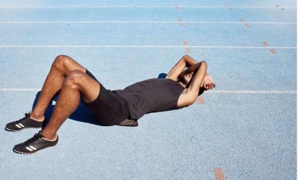 (P) Burnout-ul” sportiv — când sportul nu mai e sănătate: semne, cauze nutriționale și cum revii în formă