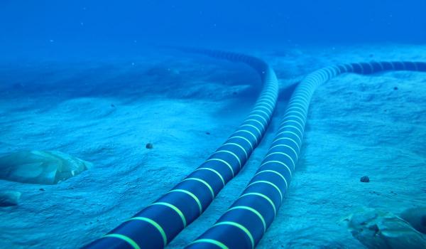 România se alătură SUA şi UE pentru protejarea cablurilor submarine. Anunţul MAE