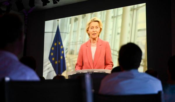 "Europa e în luptă pentru libertate". Ursula von der Leyen prezintă miercuri Starea Uniunii