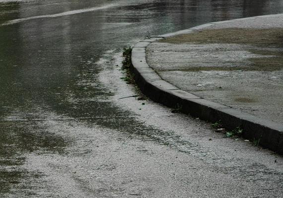 Vremea de mâine 14 septembrie. Sunt aşteptate ploi, însă temperaturile vor fi în continuare ridicate