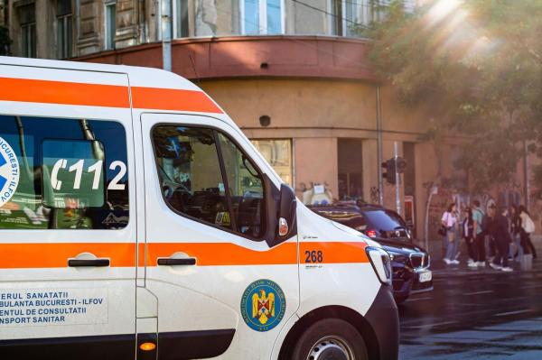 Femeie din Alba, lovită pe trecerea de pietoni de un adolescent aflat pe un motociclu