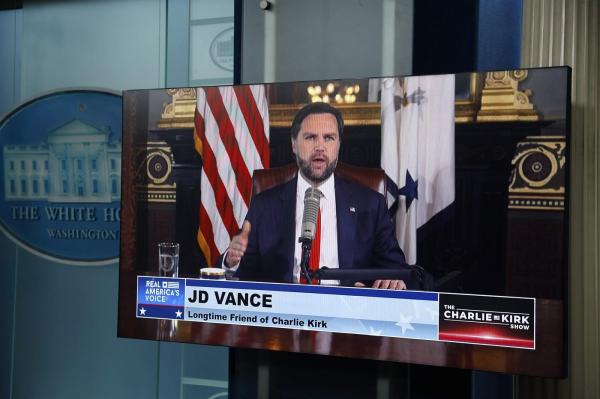 JD Vance, după moartea lui Charlie Kirk: "Cei care celebrează violența trebuie sancționați"