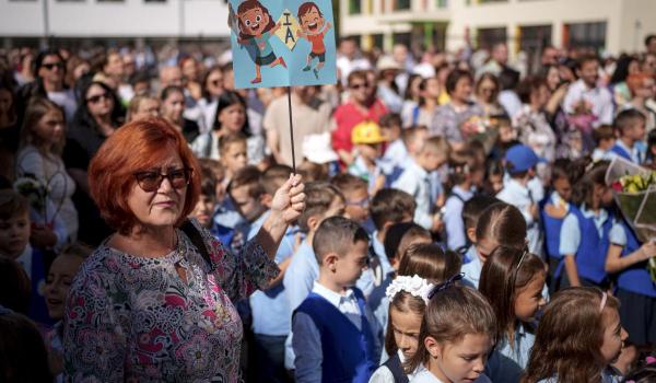 Elevii din gimnaziu, tot mai afectați emoțional. Raport: 1 din 4 prezintă risc de tulburări psihice