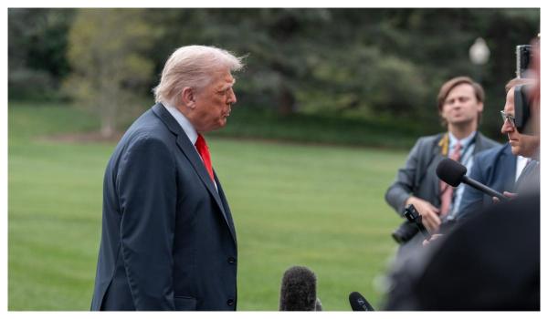 Moment tensionat între preşedintele Donald Trump şi un jurnalist: "Linişte!"