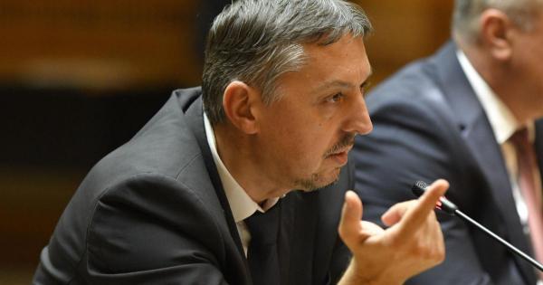 Daniel David, după valul de amenințări trimise școlilor: "E nevoie de vigilență, dar nu de panică"