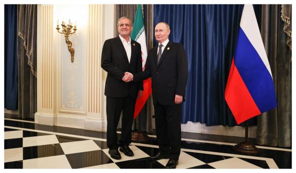 Rusia şi Iran semnează un contract de 25 de miliarde de dolari pentru construirea a patru centrale nucleare