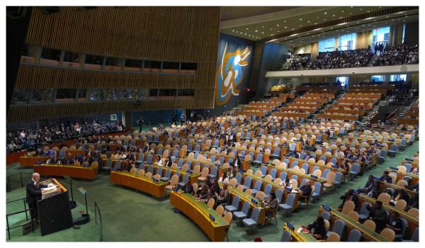 Mai multe delegaţii au părăsit sala şi l-au huiduit pe Benjamin Netanyahu în timpul discursului la ONU