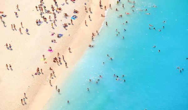 Insulă europeană cu 28°C în octombrie. Destinaţia unde se poate face plajă şi toamna