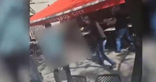 5 angajaţi ai unui hotel din Marsilia, înjunghiați de un bărbat. Individul, împușcat de polițiști