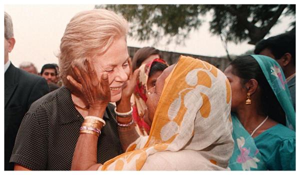 Ducesa de Kent, într-o vizită oficială în India, 1996