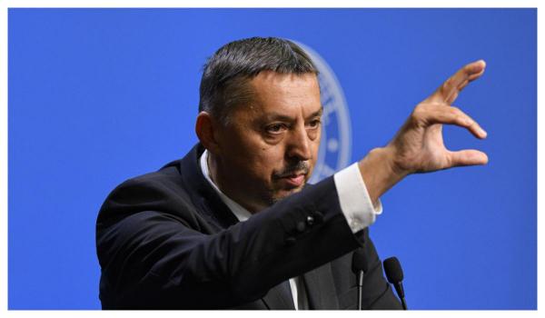 Mesajul lui Daniel David către profesori