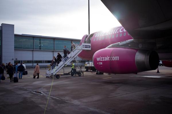 Business class la low-cost: Wizz Air lansează un nou tip de bilet, disponibil și din București