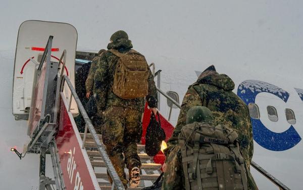Militarii germani se întorc din Groenlanda. Au raportat că şi-au îndeplinit misiunea