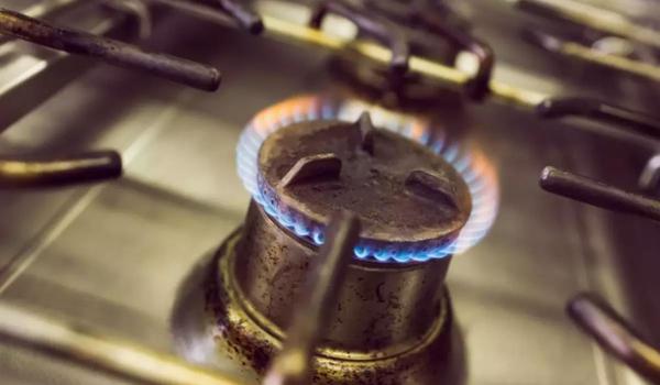 Chisăliţă (AEI): Când vine gerul, România intră în modul de supravieţuire. Cu cât a crescut consumul de gaze