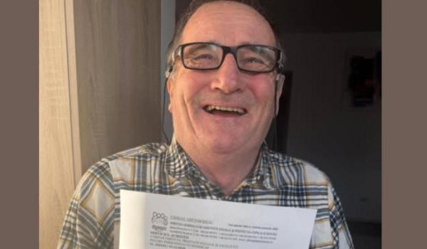 Bărbat din Bacău, înştiinţat de DGASPC că a murit, deşi trăieşte: "Sunt un decedat funcţional"