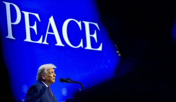 Donald Trump dă vina pe democraţi pentru violenţele din Minneapolis