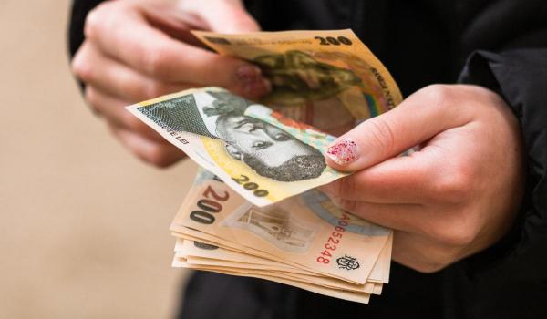 Ministrul Finanţelor: Inflația ar putea începe să scadă din iulie și să ajungă spre 4% în decembrie