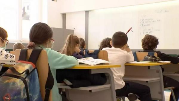 Când se plătesc alocaţiile pentru copii în februarie 2026. Banii, aşteptaţi cu nerăbdare de minori şi părinţii