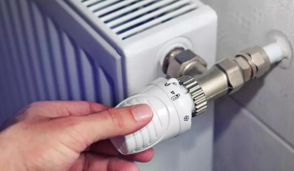 Mii de bucureșteni, fără apă caldă și căldură, din cauza unei avarii majore. Ce sectoare sunt afectate