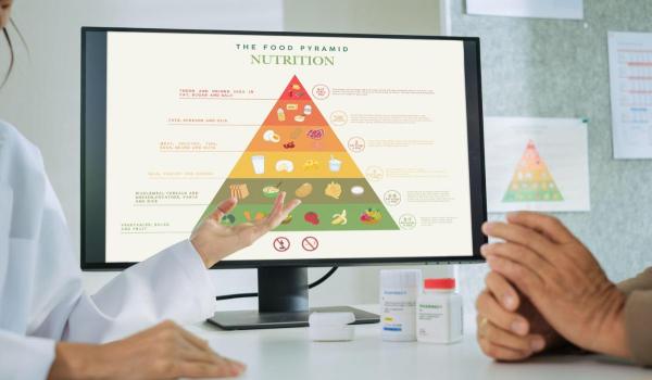 Administraţia Trump schimbă recomandările alimentare şi declară război zahărului adăugat