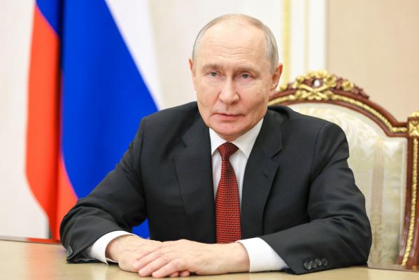Reacţia lui Putin după ce a bătut palma cu Trump pentru exporturile de motorină rusească
