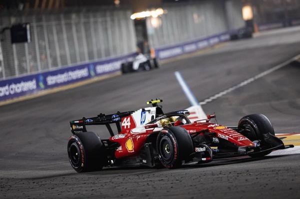 Lewis Hamilton a încheiat doar pe locul 6 Grand Prix-ul de Formula 1 al Singapore
