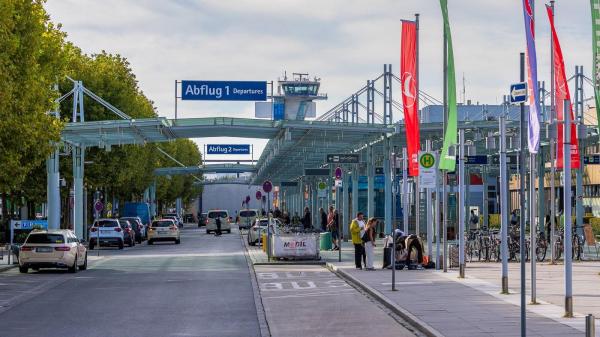 Alertă pe aeroportul din Nurnberg. Traficul aerian, oprit după observarea unei posibile drone