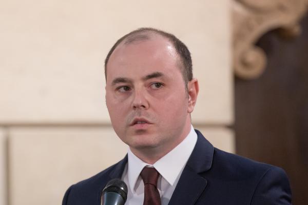 PNL Iaşi nu-l susţine pe Luca Niculescu: Soluţia legitimă, o majoritate reformistă sau alegeri anticipate