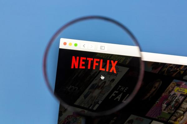 Concedieri la vârful Netflix. Doi directori de top au fost dați afară după scăderea timpului de vizionare